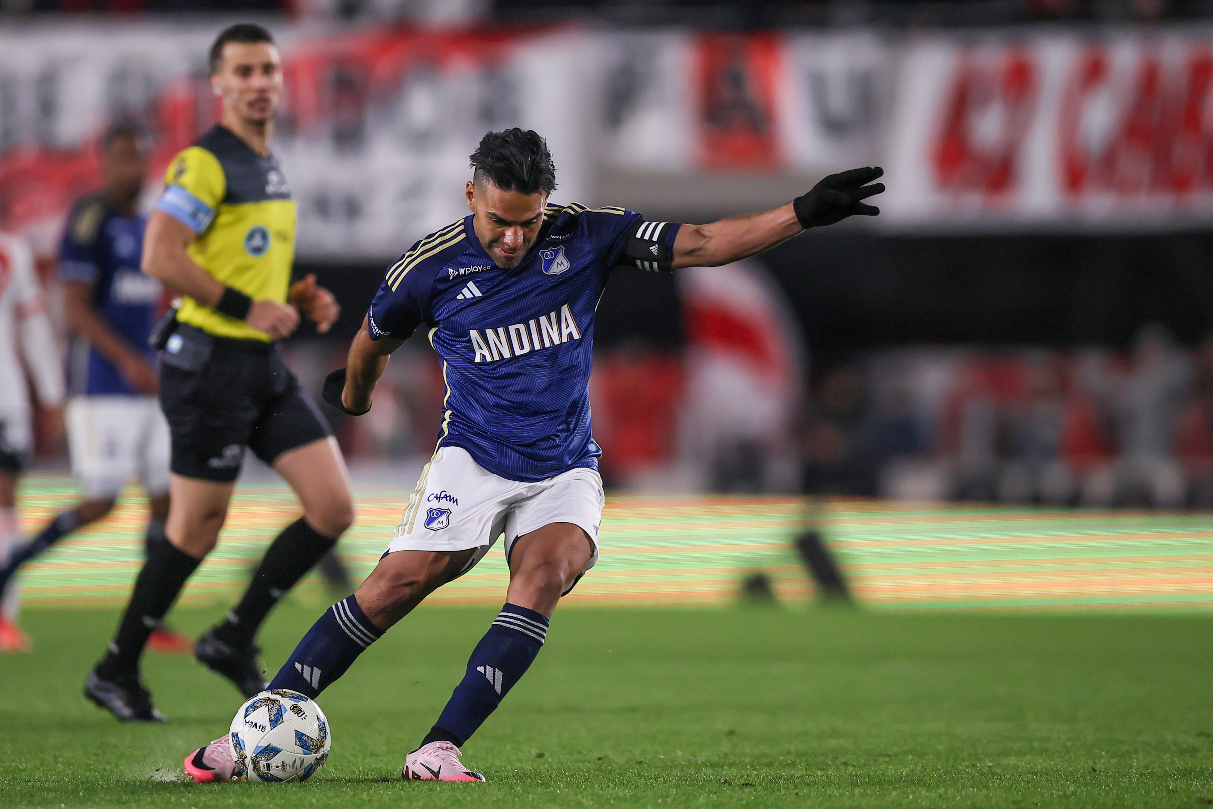 ¡Sueño cumplido! Así fue el debut de Falcao con Millonarios en Argentina: video