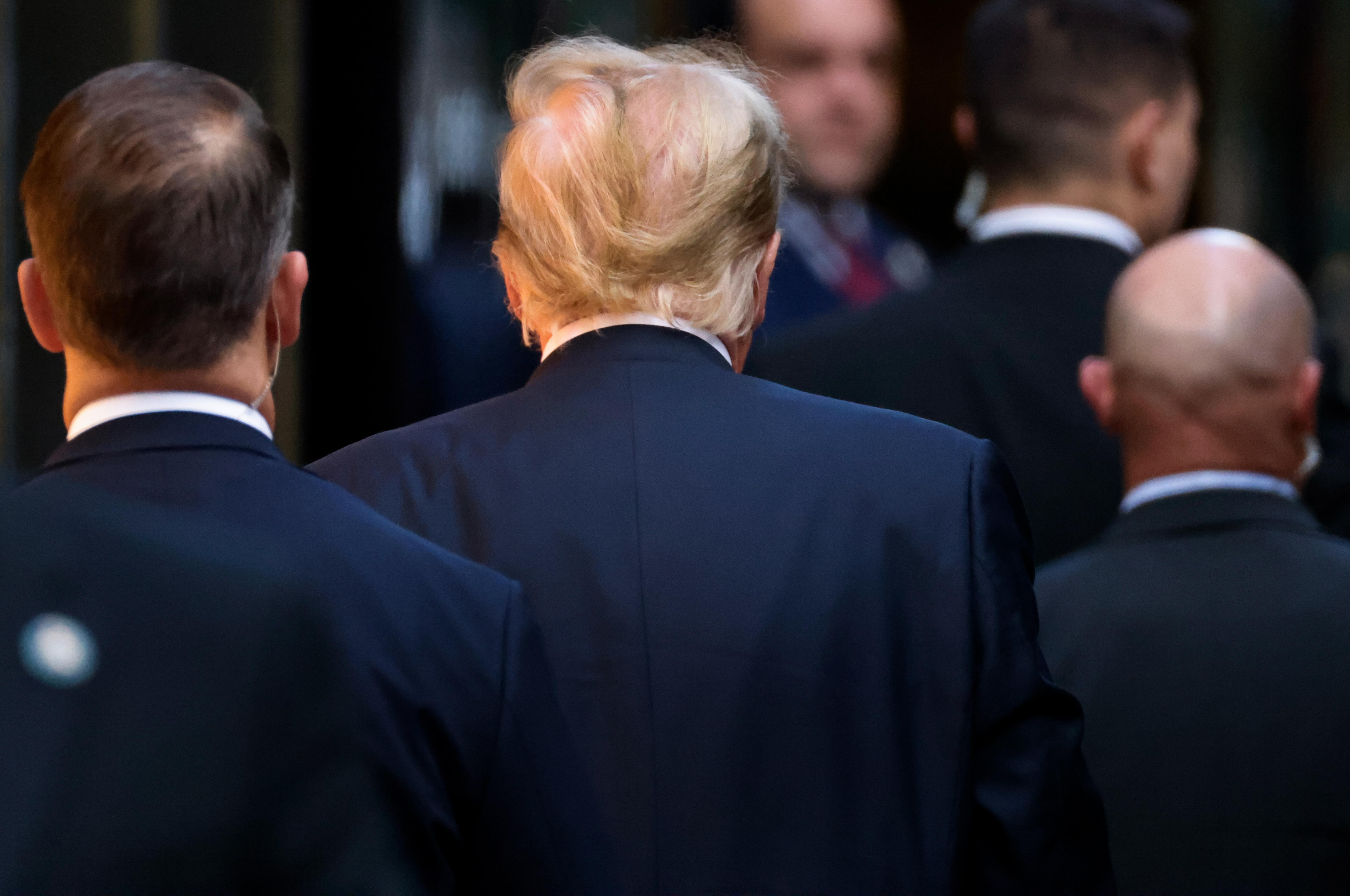¿Puede Trump asumir la presidencia pese a los procesos judiciales en su contra?