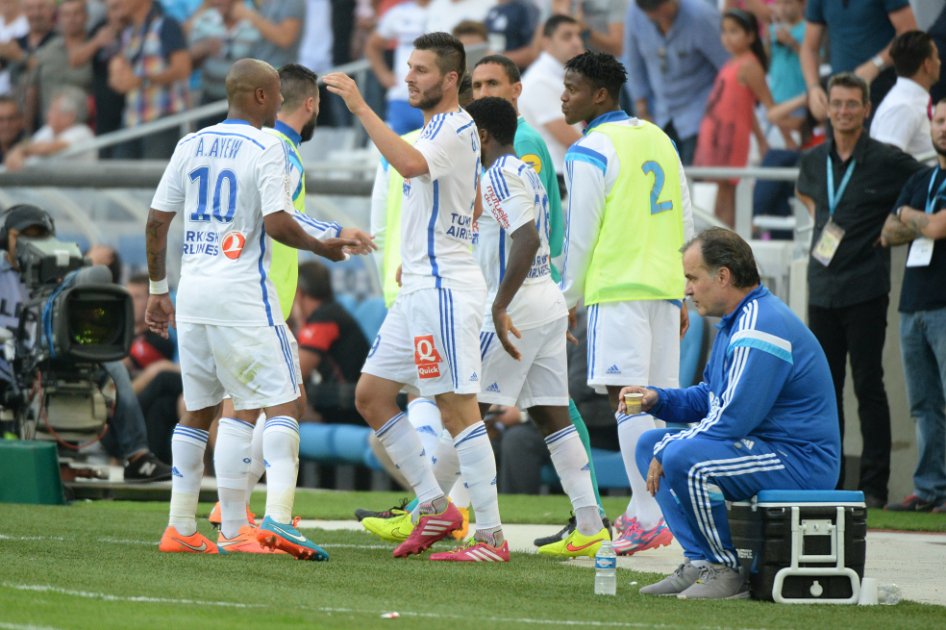 El sorprendente Marsella del `Loco´ Bielsa ganó y es líder en la liga francesa