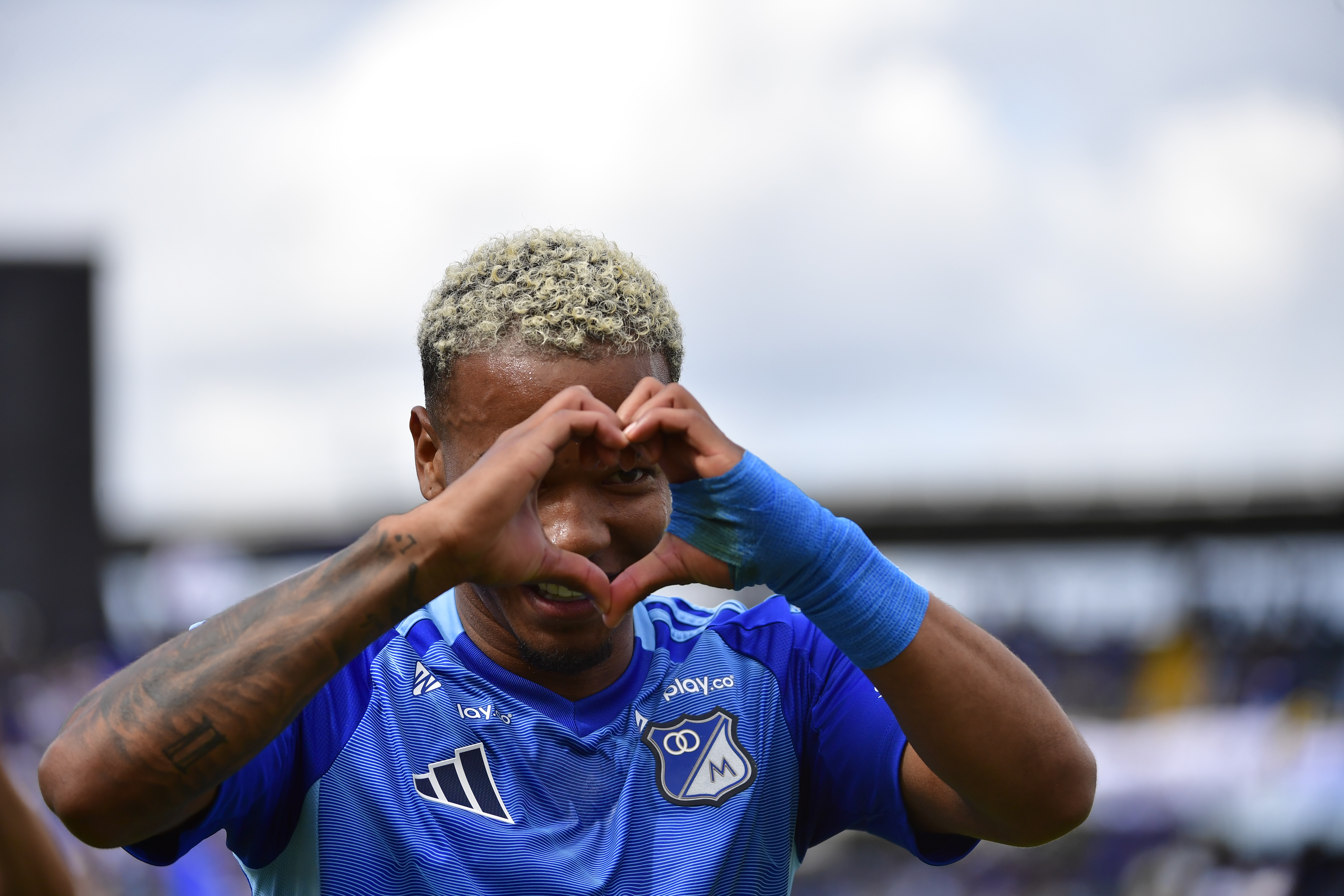 Millonarios lanzó camiseta alternativa: ¿cómo es, cuánto vale y dónde comprar?