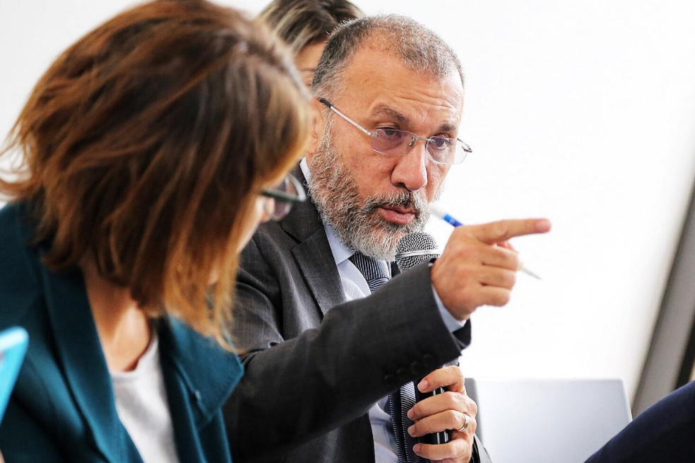 Roy Barreras, presidente de la Comisión de Paz del Senado.CortesíaEn ese sentido, señaló la necesidad de que la comunidad internacional no reciba el “mensaje equivocado” de que en Colombia se rompen los protocolos internacionales e instó al Gobierno a cumplir los procesos que fueron pactados con antelación entre el gobierno de Juan Manuel Santos y el Eln en caso del rompimiento de los diálogos, como ocurrió.