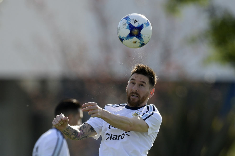 Messi ya se entrena con la selección argentina