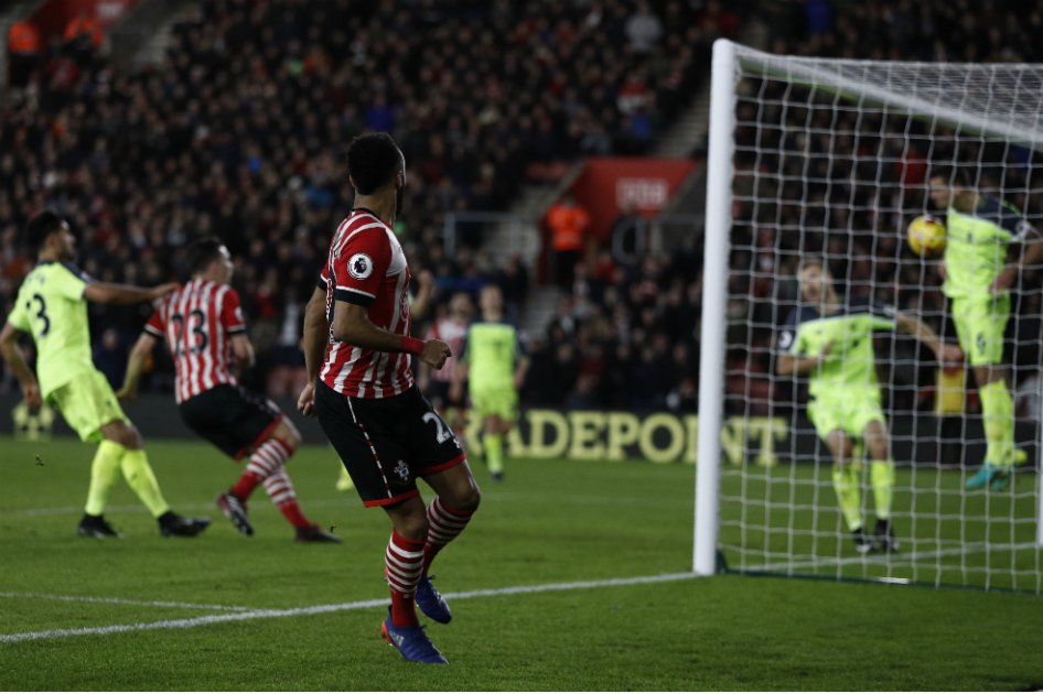 Liverpool cayó 0-1 ante Southampton en la ida de la semifinal de la Copa de la Liga