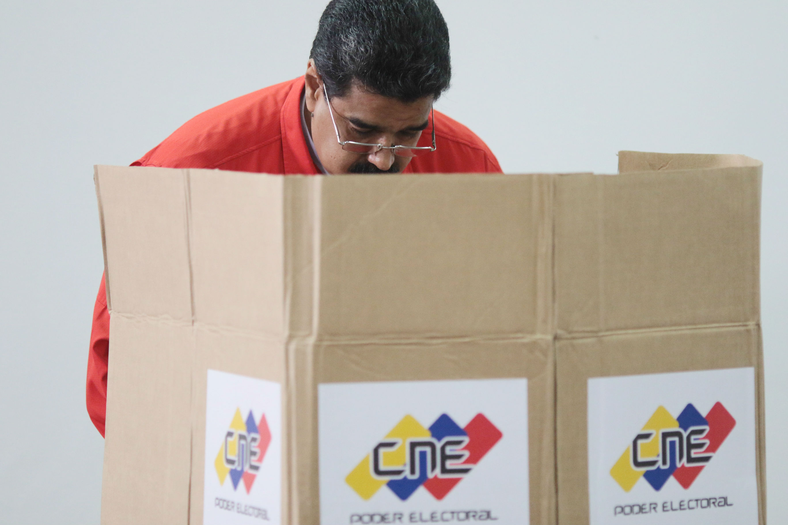Maduro fue el primero en votar en elección de Constituyente en Venezuela