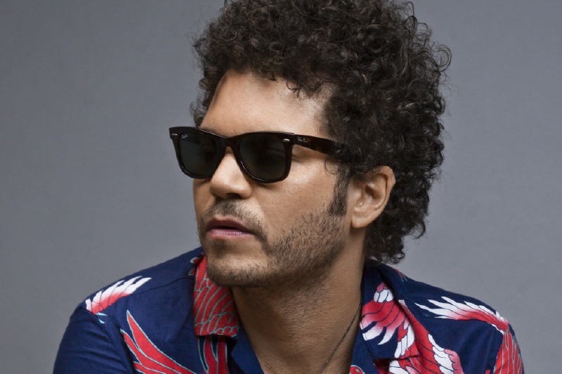 Cabas regresa a la música con “Amor y traición”