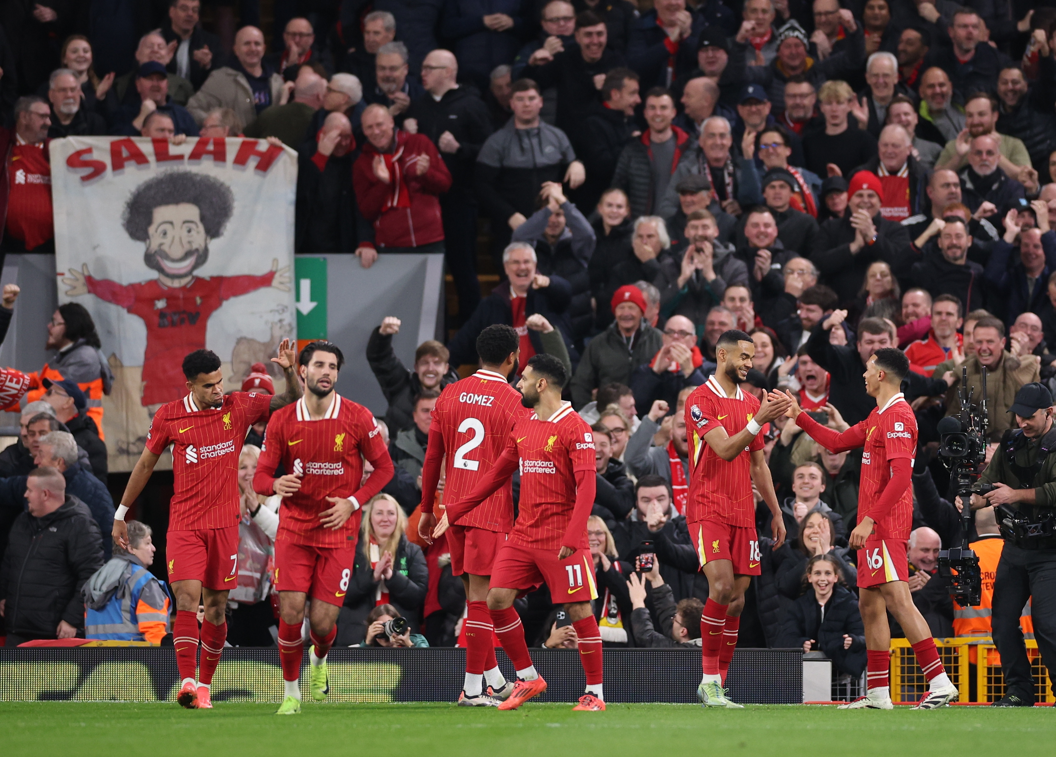 Liverpool le ganó a Manchester City y hundió al equipo de Guardiola en su crisis