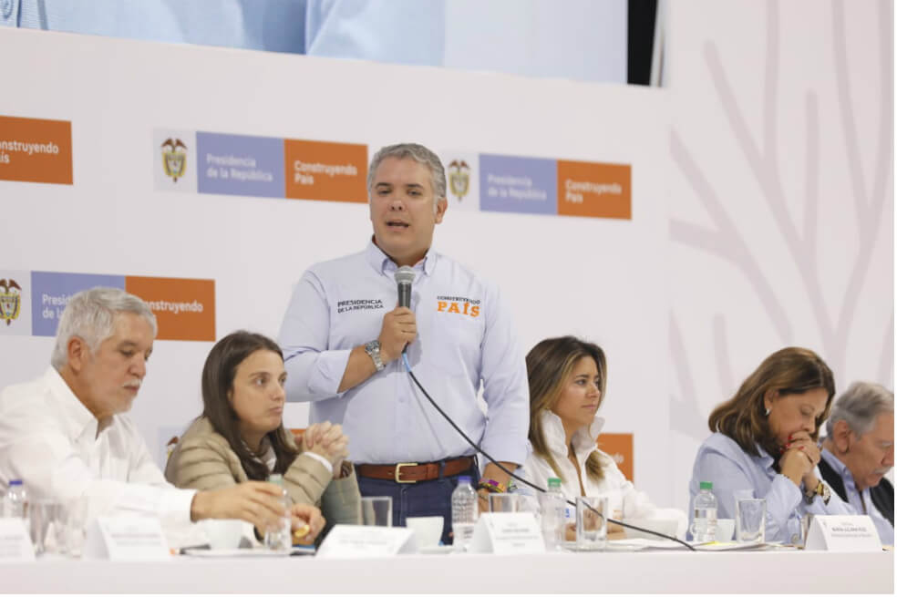Duque y Peñalosa van en equipo por el metro, el Bronx Creativo, el sendero en los cerros, y más
