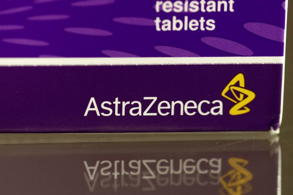 AstraZeneca estudia vincular sueldo de directivos a objetivos