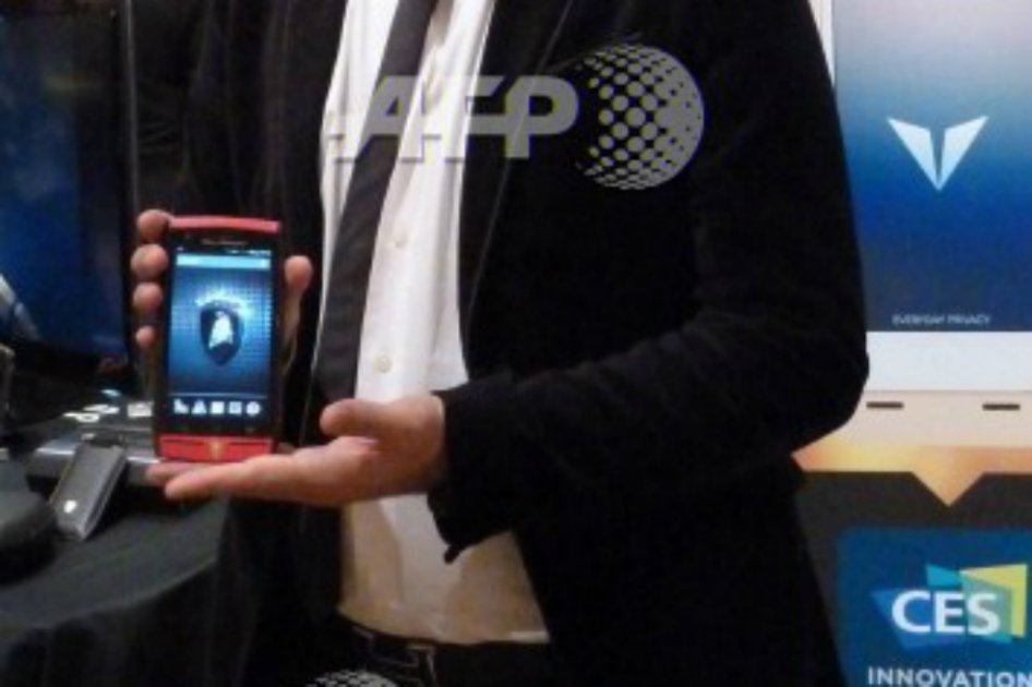 El nuevo teléfono inteligente Tonino Lamborghini Mobile.