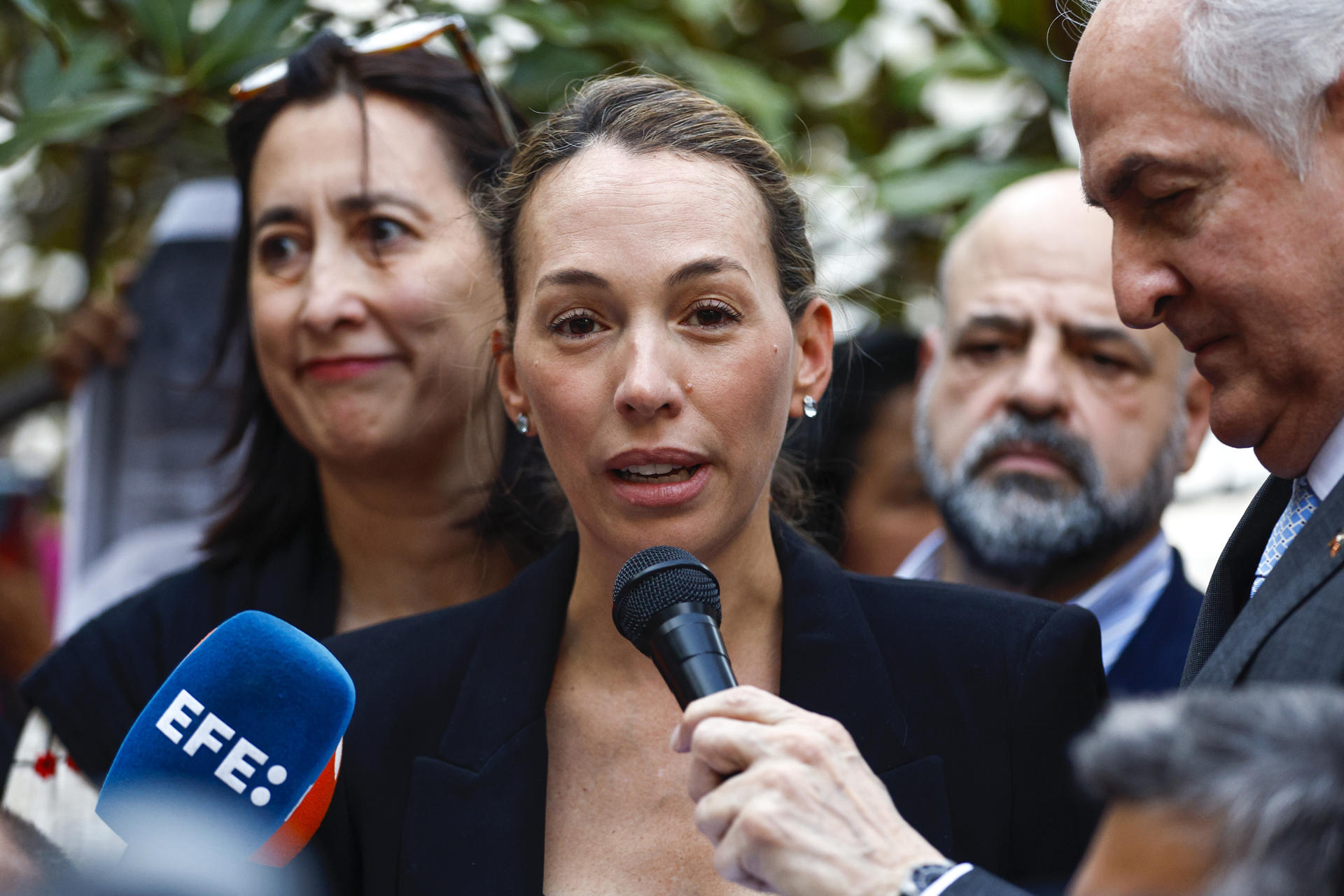 Yerno de Edmundo González fue sometido a juicio “clandestinamente”, dice su familia