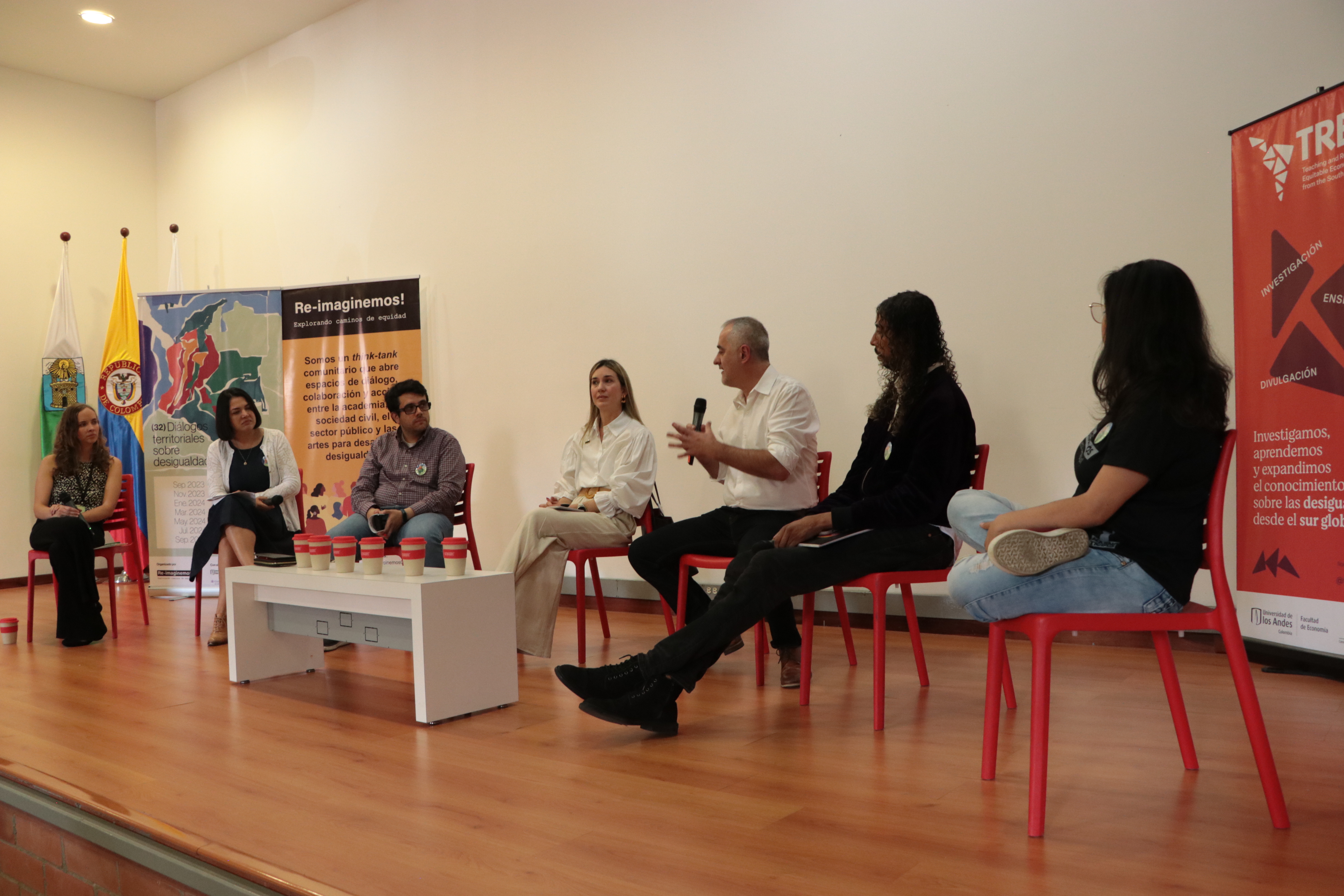 Desigualdad, empleo, seguridad y salud mental, las preocupaciones de los jóvenes