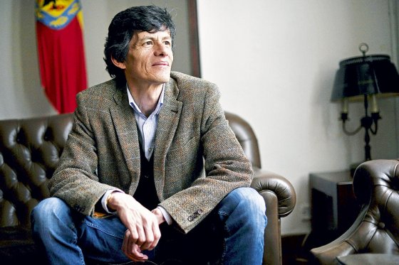 Denuncian supuesto despilfarro de $17 mil millones en Integración Social