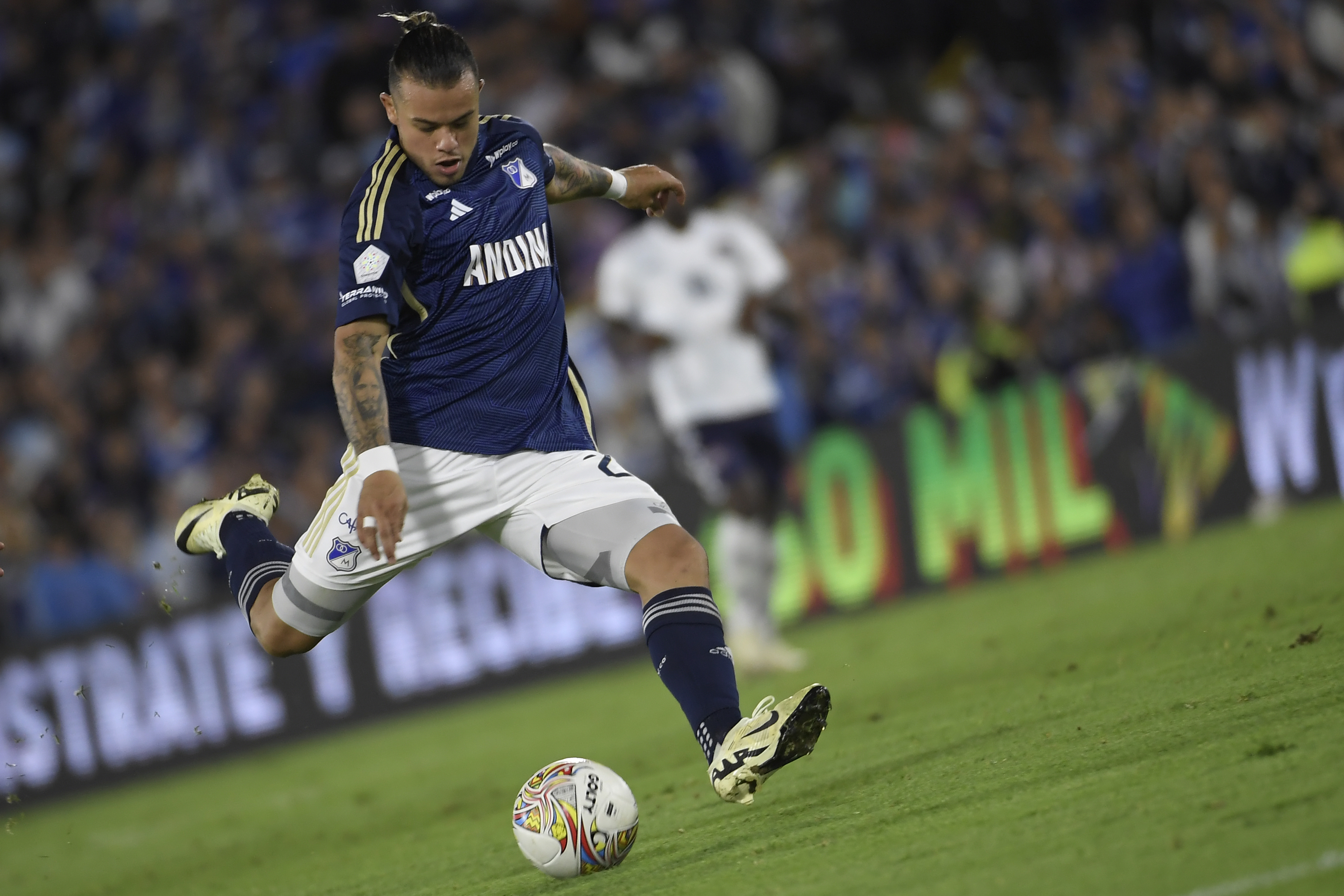 ¡Una baja más! Millonarios confirmó la lesión de Leonardo Castro: ¿cuándo volverá?