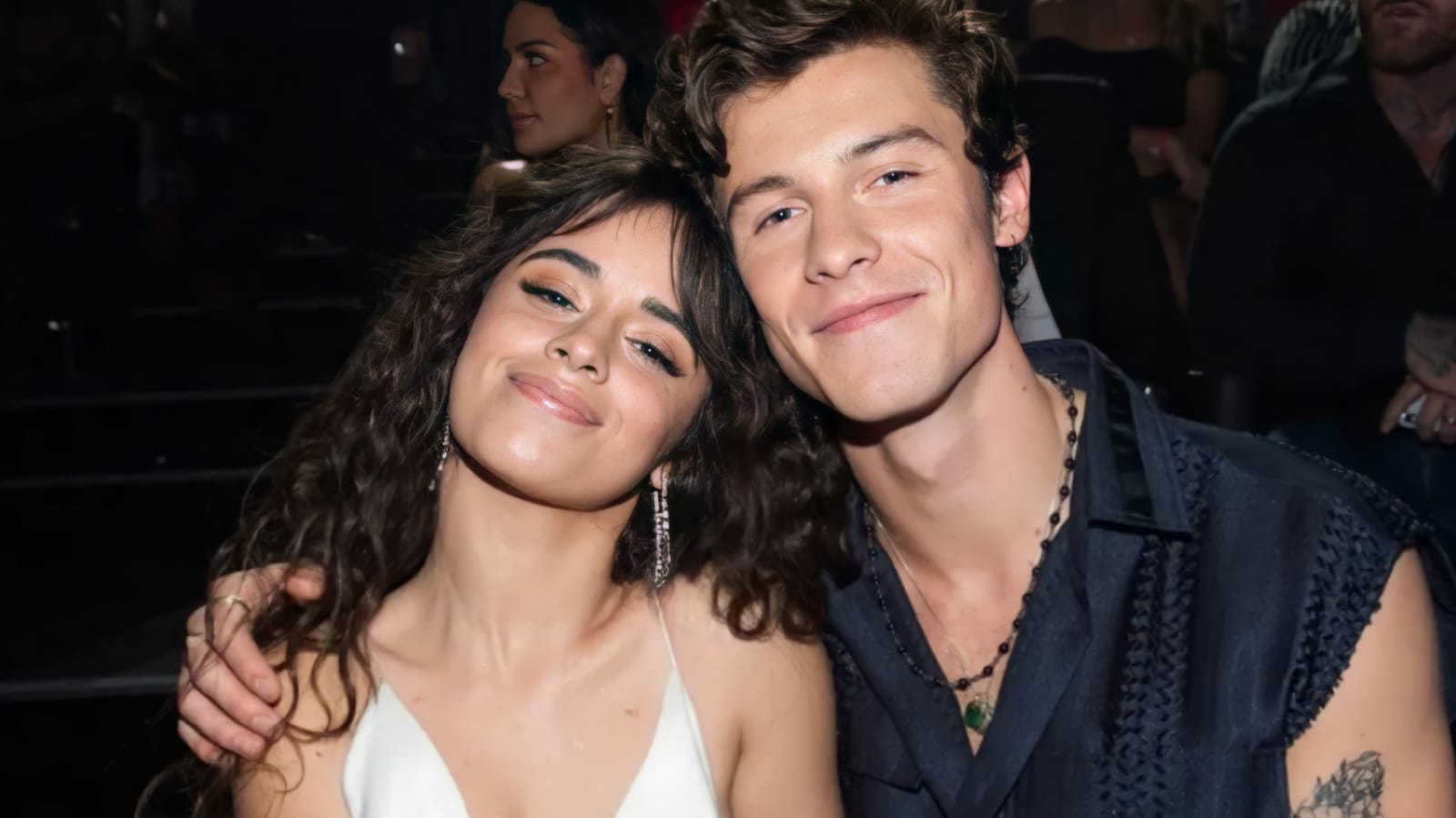 Shawn Mendes y Camila Cabello terminaron luego de dos años de relación.