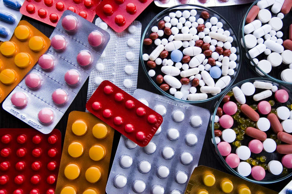 Medicamentos, un pasado sin regulación