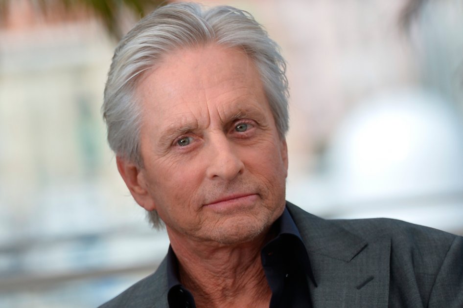 Michael Douglas dice que ganaría el Nobel si supiera causa de su cáncer