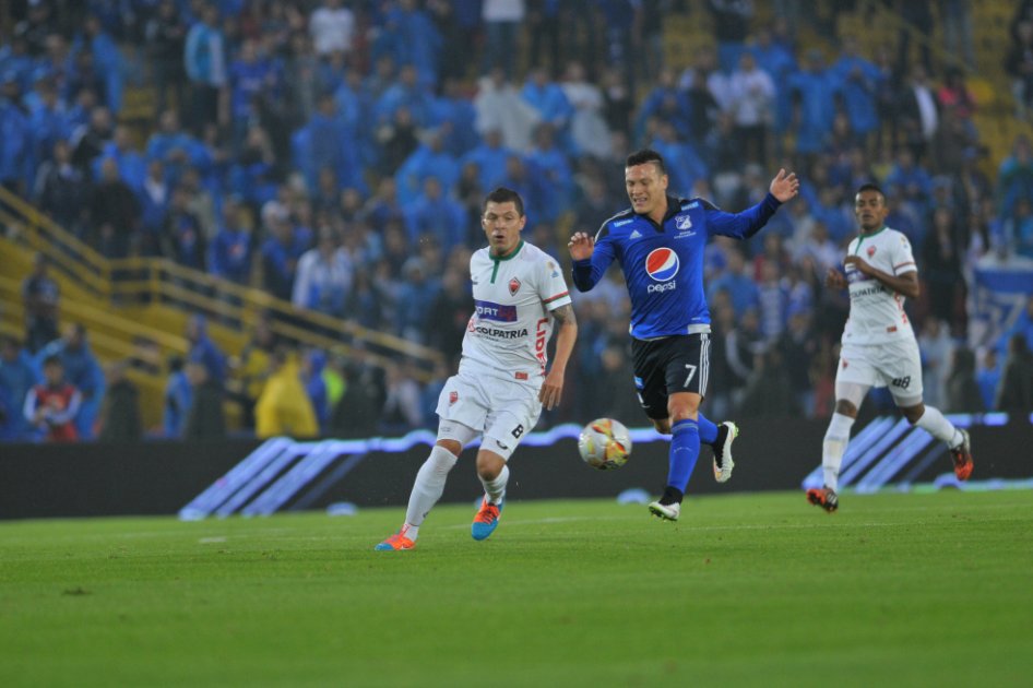 Millonarios debutó con victoria en la liga, derrotó 2-0 a Patriotas