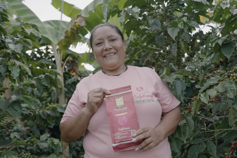 Fortalecemos la producción sostenible de materias primas en Colombia