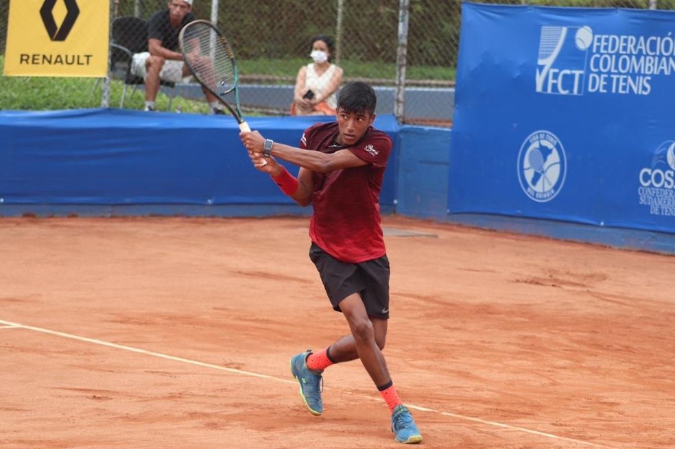 Johan Rodríguez y Mariana Manyoma, a las semifinales del Suramericano de Armenia