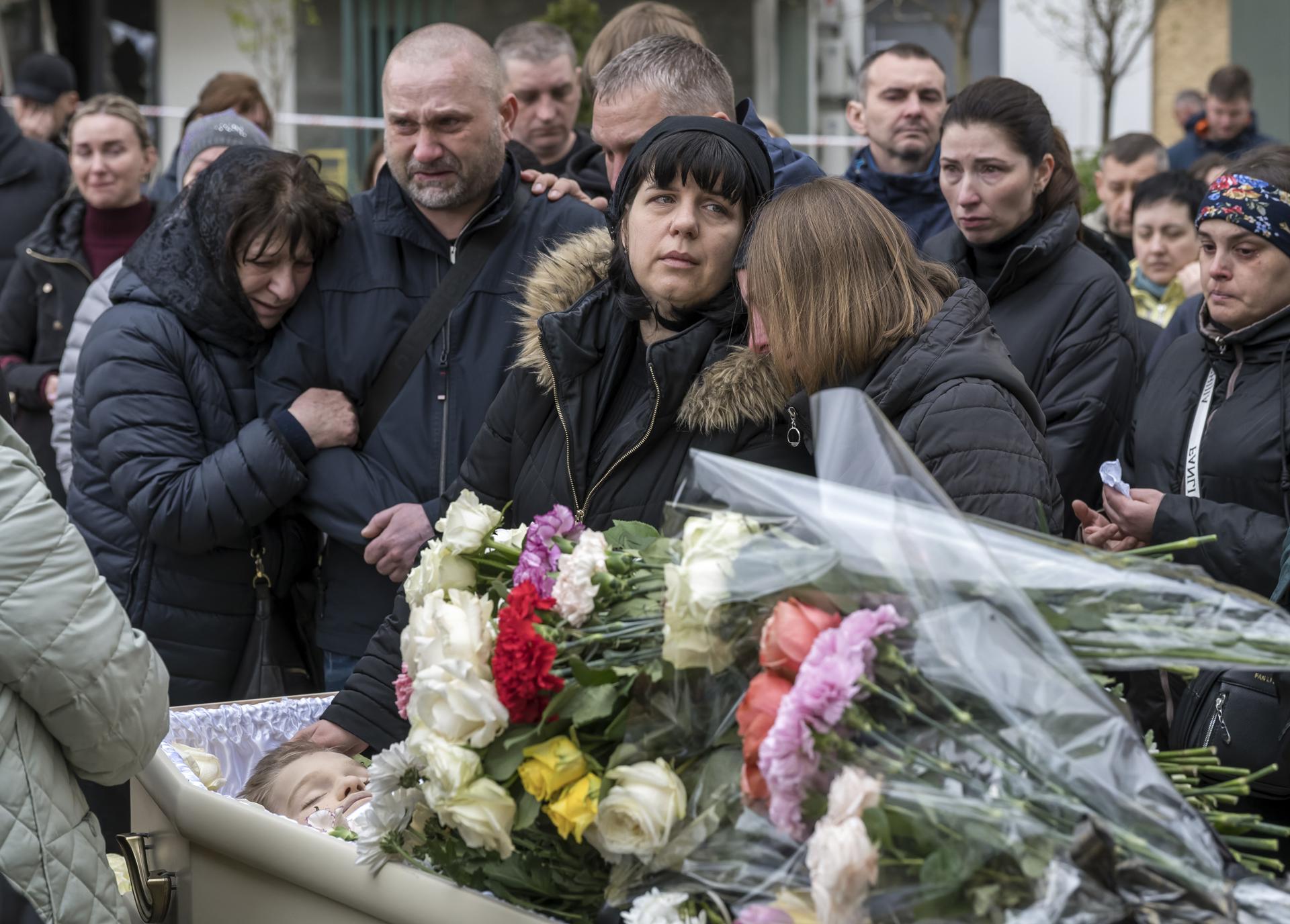 Tiroteo en supermercado de Kiev deja seis muertos y se investiga como terrorismo