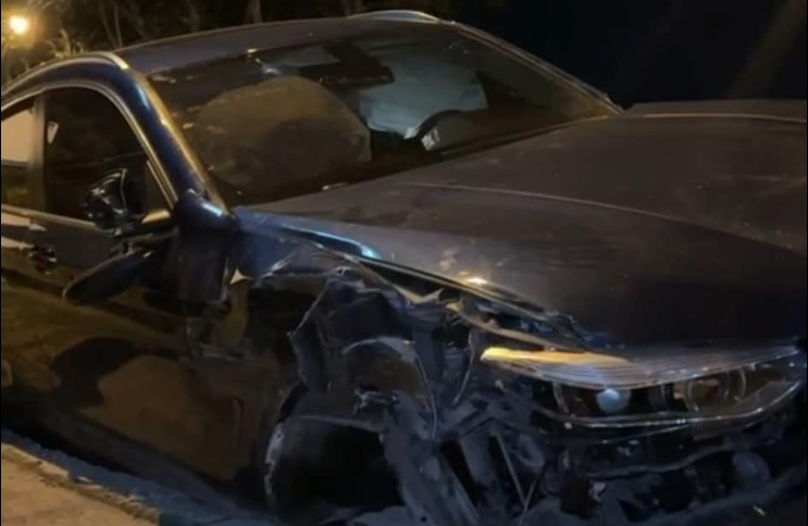Adolescente que conducía camioneta BMW causó varios accidentes en Ibagué