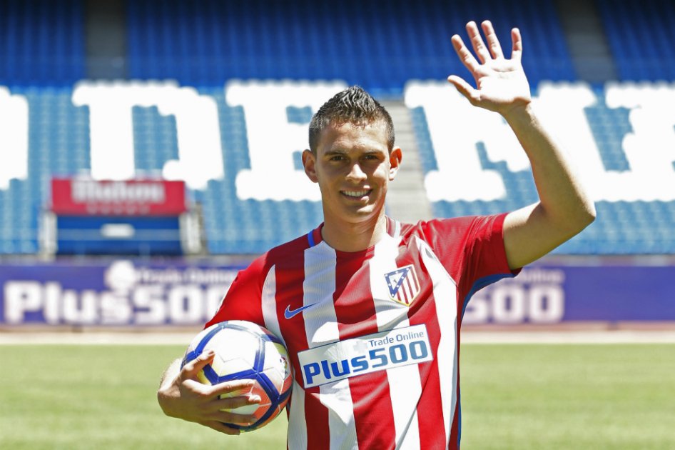 Rafael Santos Borré jugó su primer partido con el Atlético de Madrid