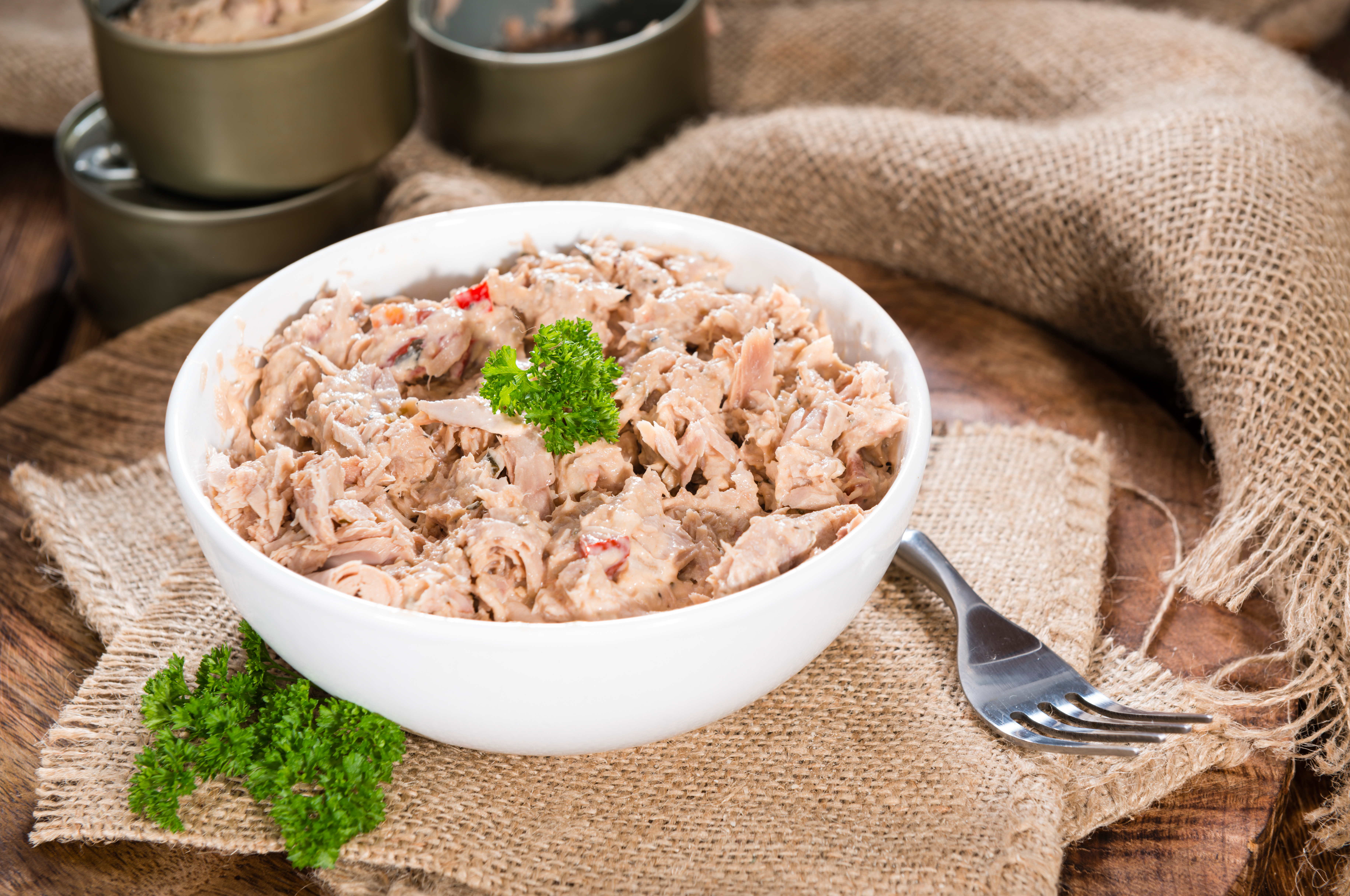 Lleva a la mesa este bowl de atún fácil, rápido y lleno de sabor