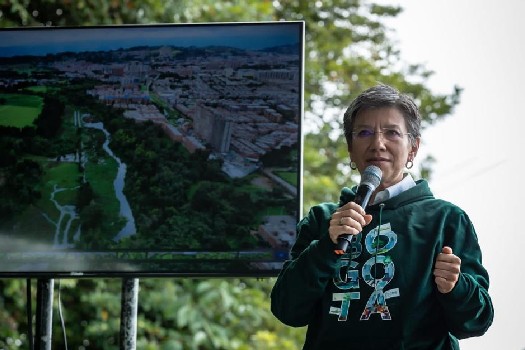 Claudia López finalizará su mandato con un 54 % de desaprobación, según Invamer Poll