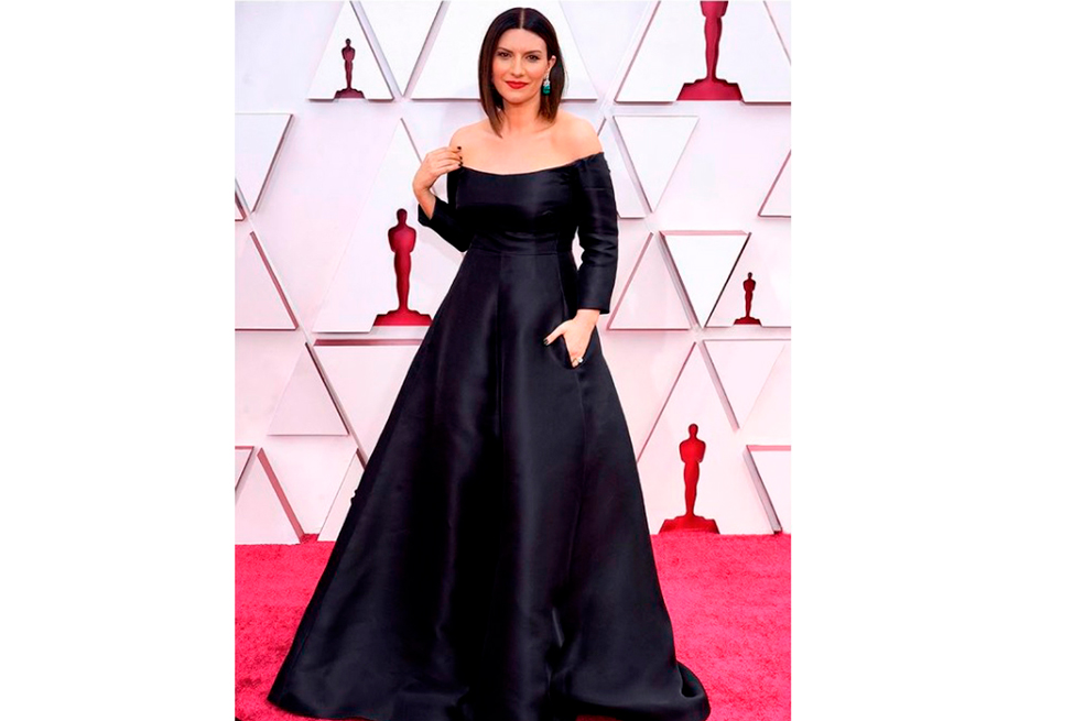 Oscar 2021: los mejores ‘looks’ de la alfombra roja