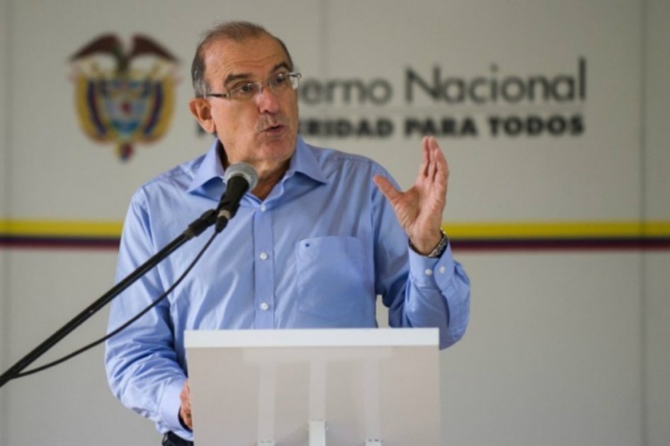 Humberto de la Calle dice a banqueros que la propiedad privada no se ha tratado en La Habana