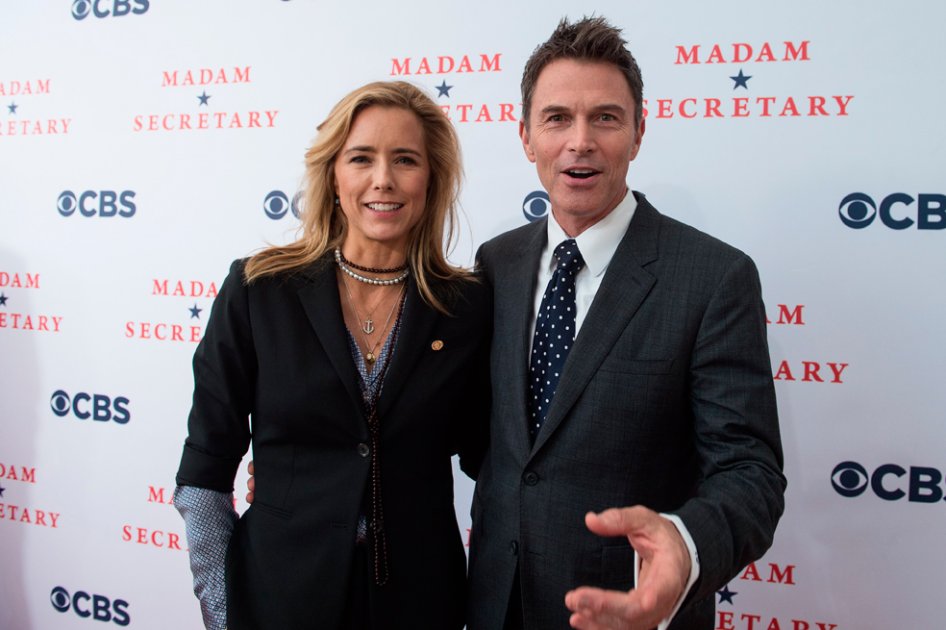 Tea Leoni y Tim Daly.