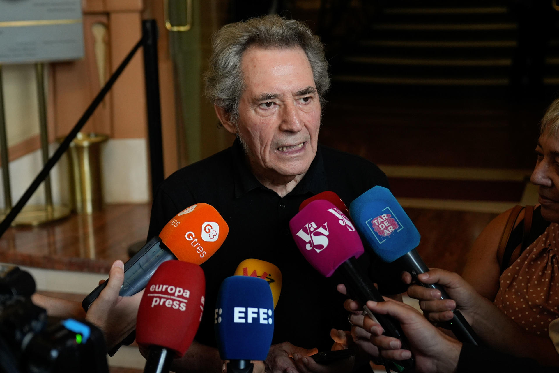 Miguel Ríos suspende conciertos tras sufrir un accidente que preocupa a sus seguidores
