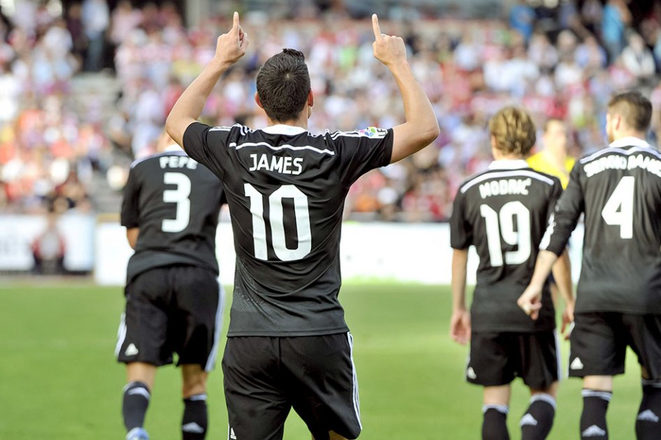 Doblete de James Rodríguez en la victoria del Real Madrid contra el Granada