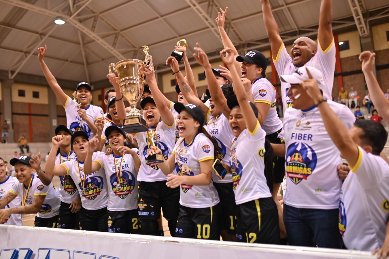 Hormigas de Santander logró el título de la Liga Superior Femenina de Baloncesto