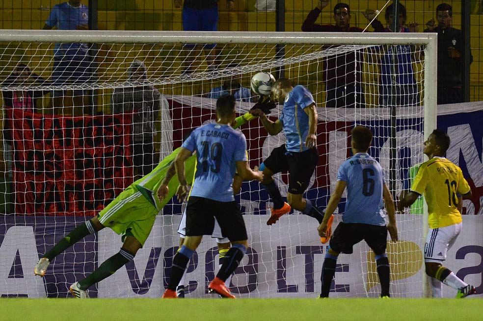 Selección Colombia sub-20, a remar contra la corriente