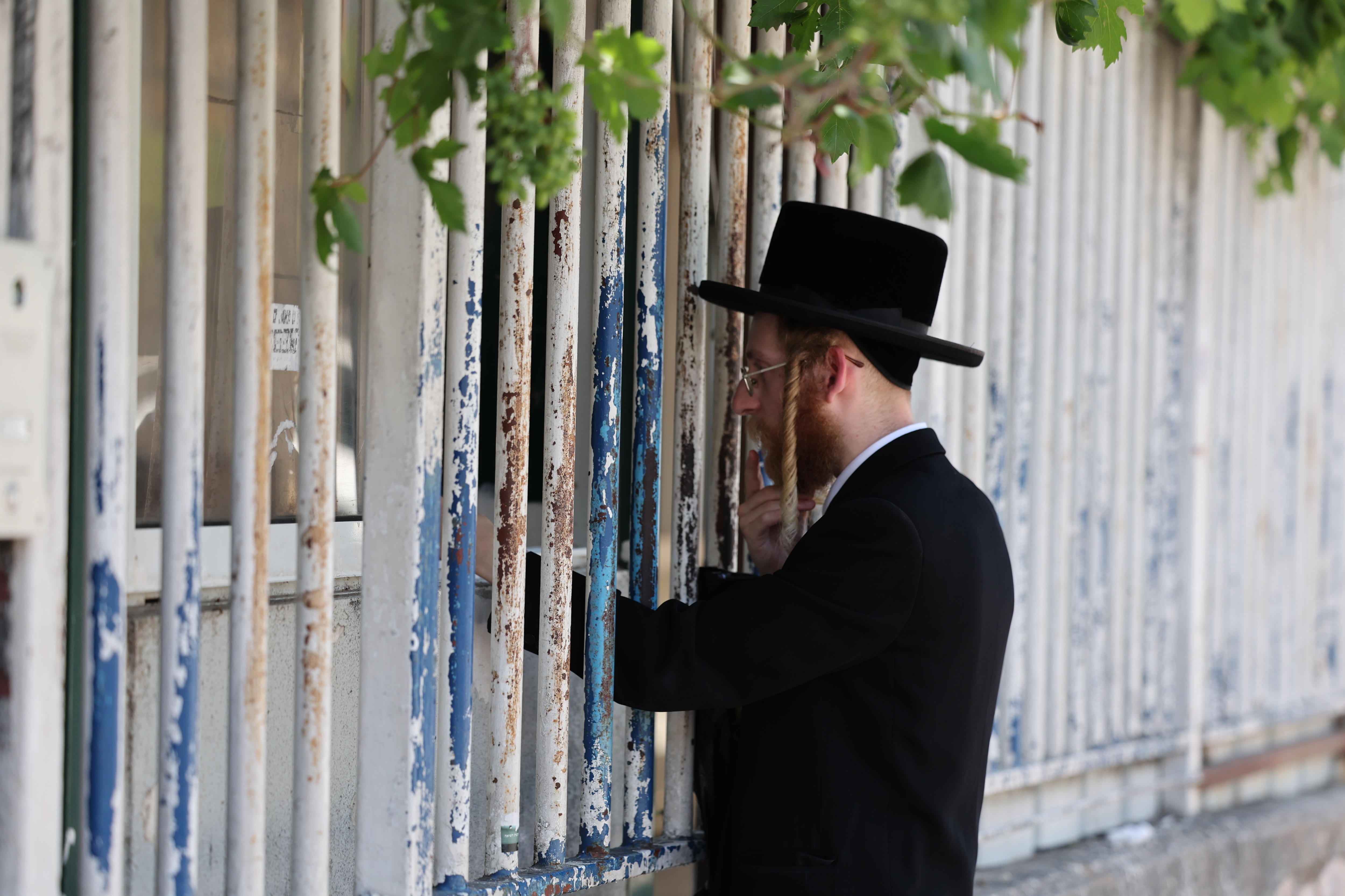 Israel reclutará a estudiantes ultraortodoxos; estaban exentos del servicio militar