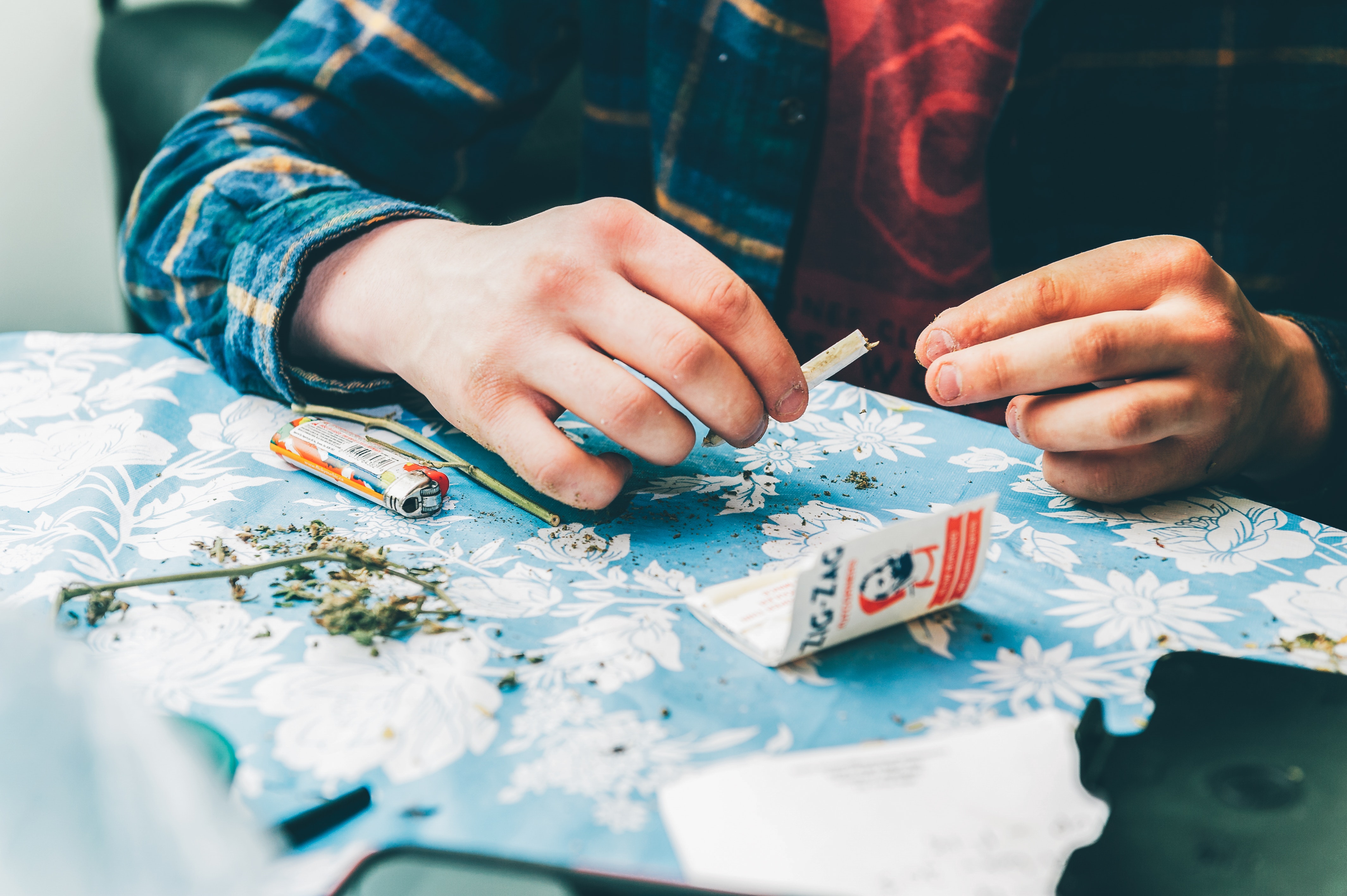 Consumo de marihuana aumenta entre jóvenes en EE.UU. (estudio)