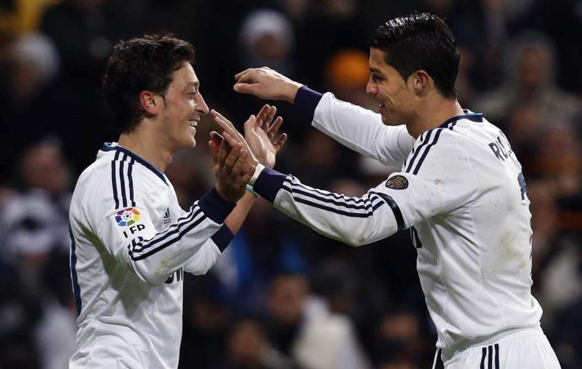 Cristiano Ronaldo, enfadado por salida de Özil del Real Madrid