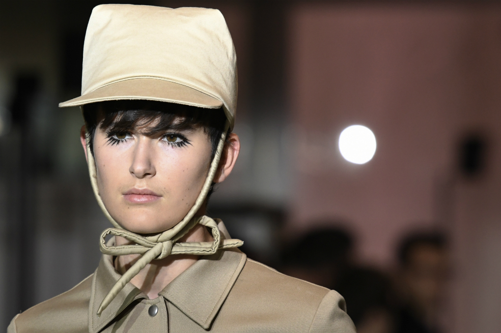 Courrèges renuncia al vinilo y se suma a la moda ecológica