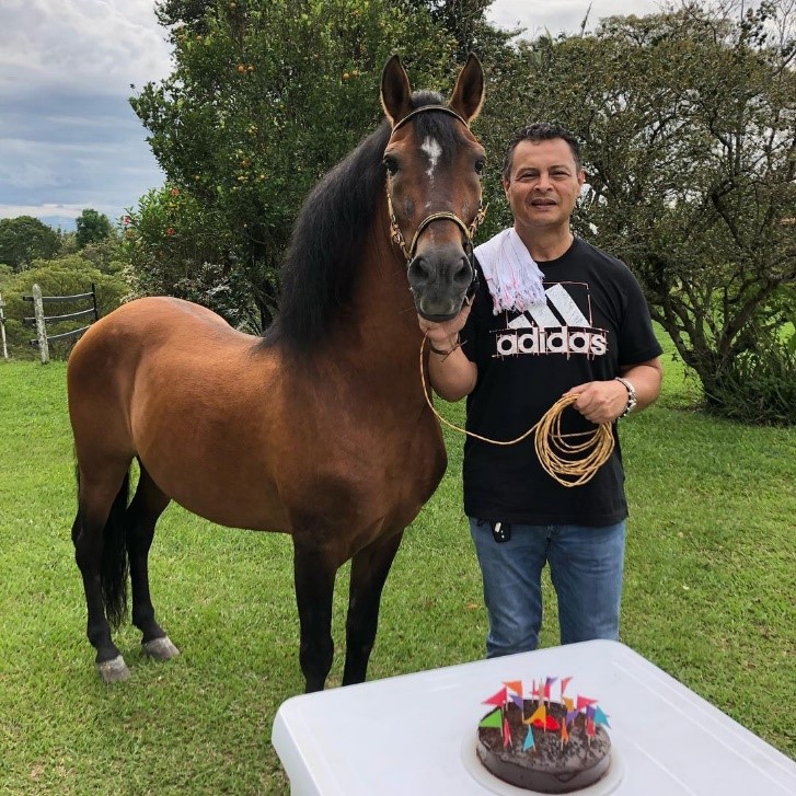 Capturan a caballista señalado de lavar dinero del “Chapo” Guzmán en Colombia