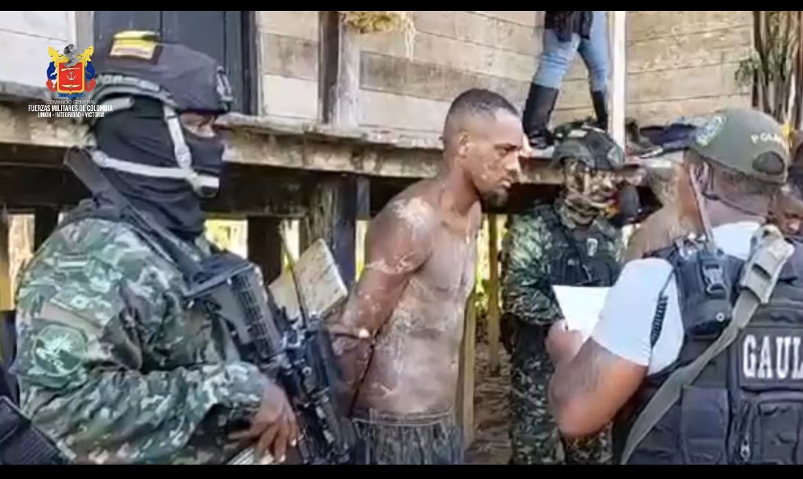 Capturan a alias ‘Ever’, jefe sicarial de la banda ‘Los Palmeños’ en Chocó