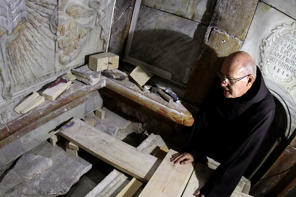 Tumba de Jesús es abierta por primera vez desde hace dos siglos