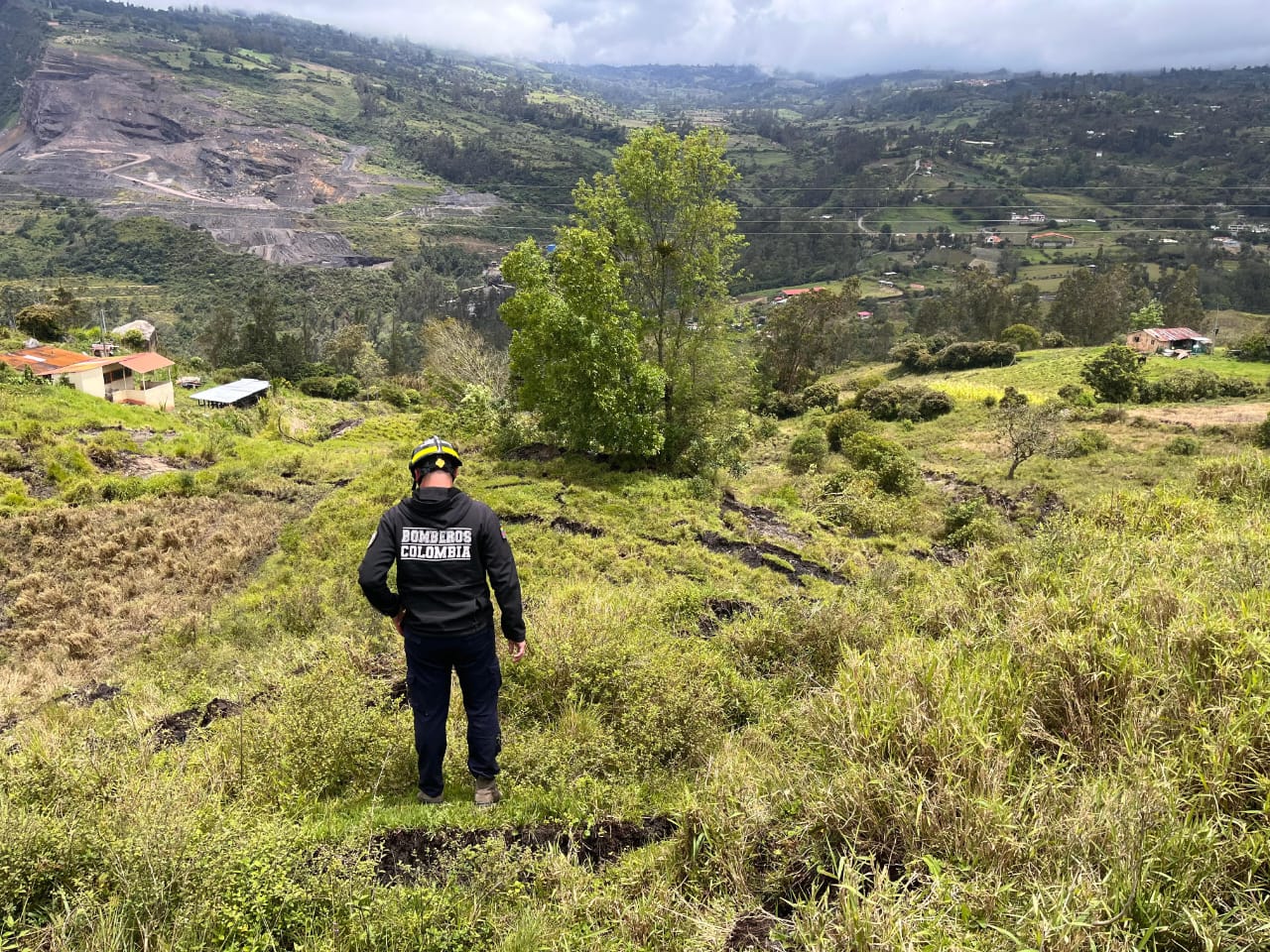 Reportan deslizamientos en Chipaque con posibles afectaciones a la Vía al Llano