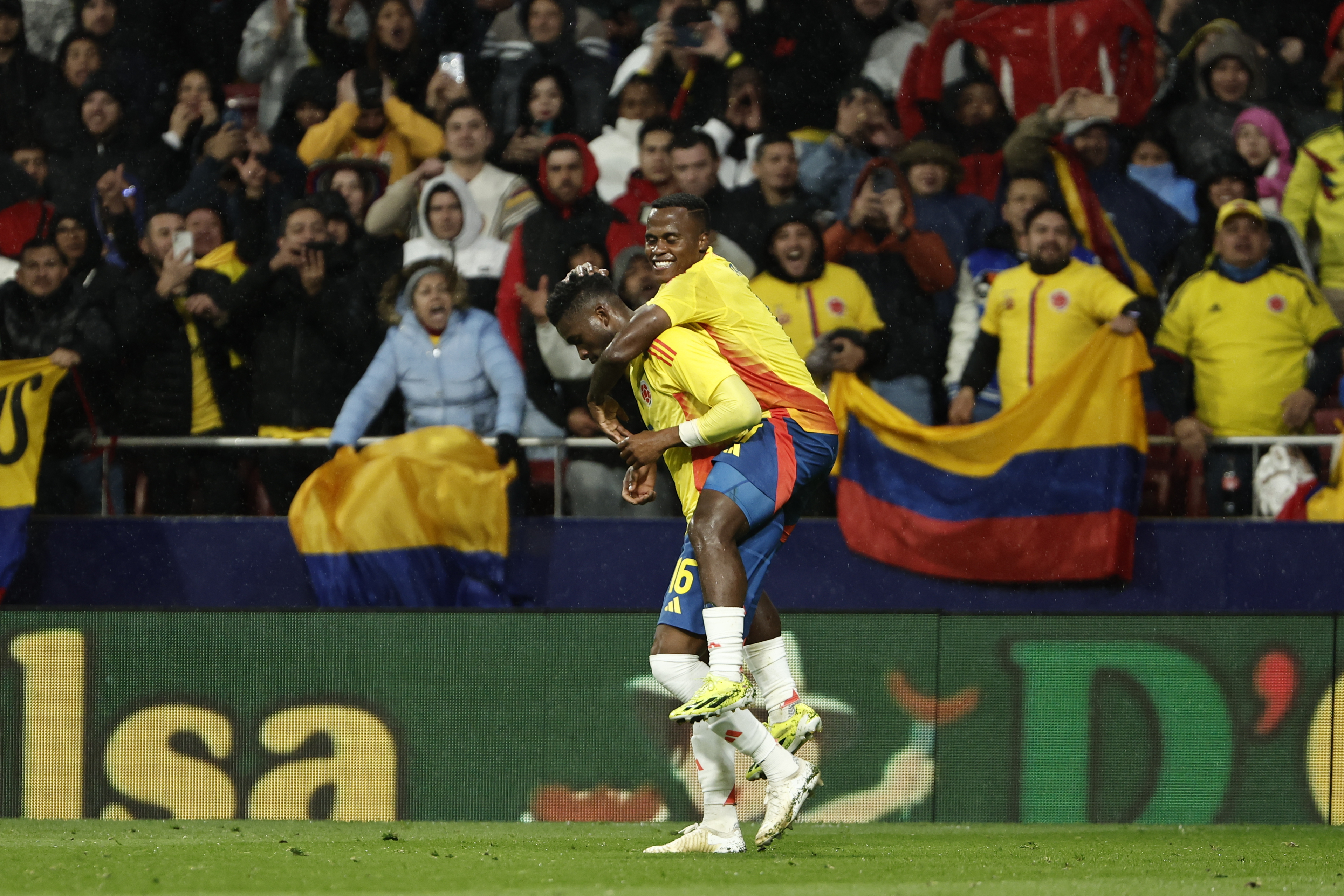 Reviva los goles de la victoria de Colombia sobre Rumania en Madrid: video