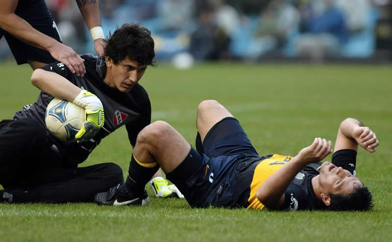 Lanús baja a Boca Juniors del liderato, River entra en crisis