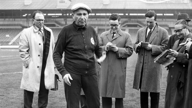 Las maldiciones en el fútbol: De Guttmann a Garabato
