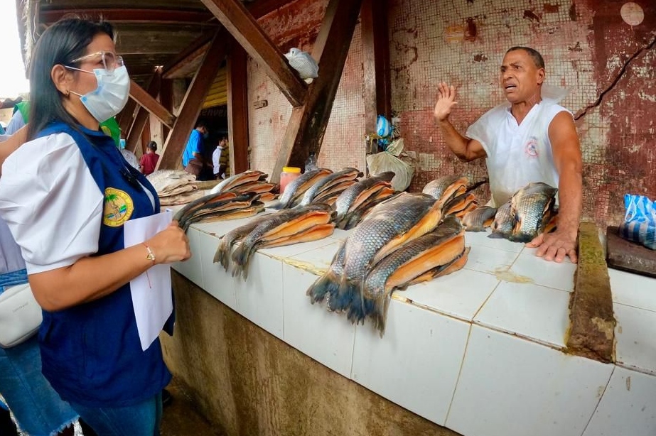 El muro de la discordia en el mercado de Bazurto, en Cartagena
