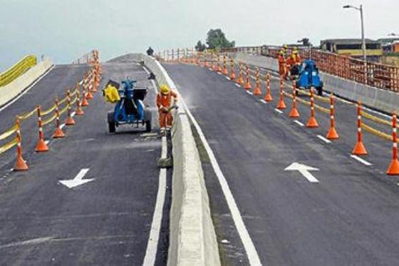 Distrito realiza mantenimiento a 14 puentes vehiculares de Bogotá