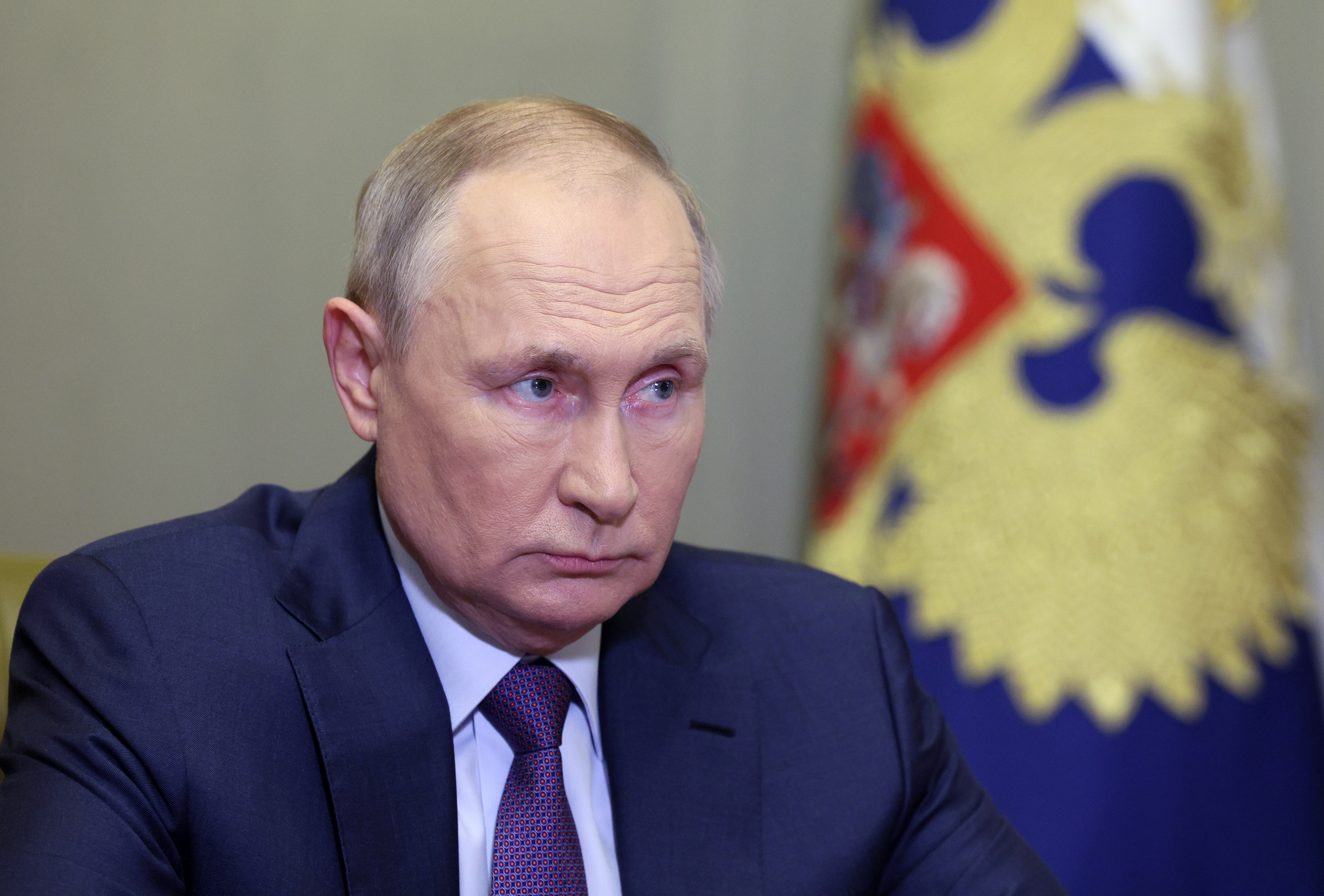 Putin acusa a Ucrania de “terrorismo” tras explosión en puente de Crimea