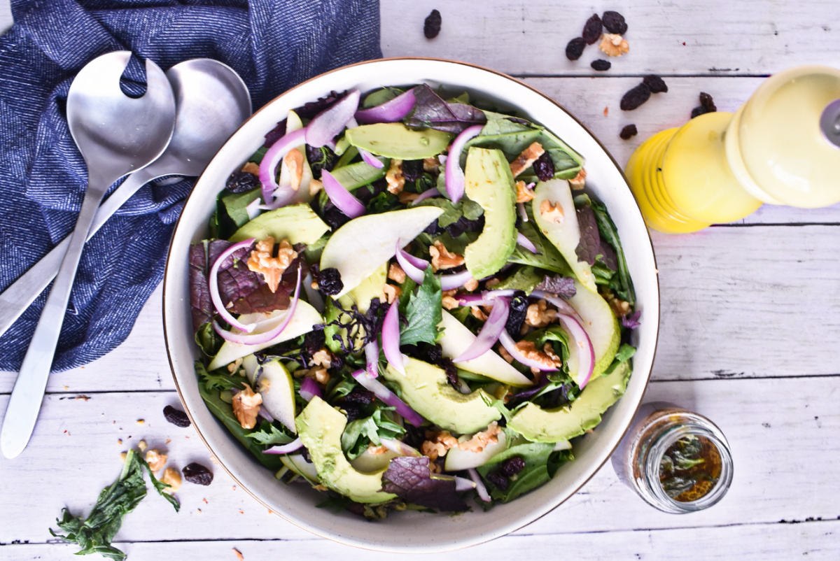 Lunes para preparar una rica ensalada con pera